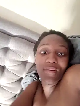 Lucy Blacksilk online show from 20, 4, 2026