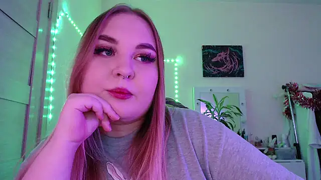 Snapshot of Greeenfriends6969 chatting on 12, 1, 2025 Greeenfriends6969 online show from 12, 1, 2025