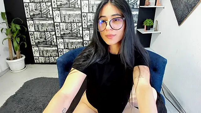 ChloeTurner  online show from 2, 12, 2025