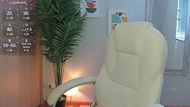 Snapshot of Elena_Ruiz chatting on 12, 12, 2024 Elena Ruiz online show from 12, 12, 2024