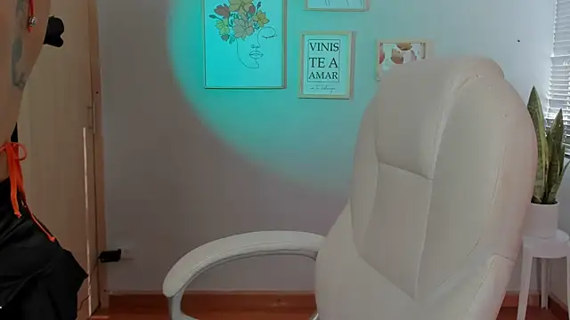 Snapshot of Elena_Ruiz chatting on 29, 1, 2025 Elena Ruiz online show from 29, 1, 2025