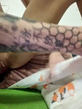 Snapshot of roxi_katty chatting on 15, 3, 2025 roxi katty online show from 15, 3, 2025