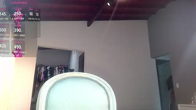 Snapshot of greyslopez chatting on 11, 2, 2025 greyslopez online show from 11, 2, 2025