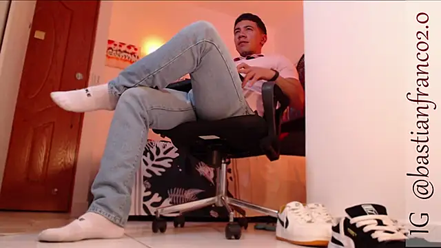 marc ginale online show from 2, 12, 2024