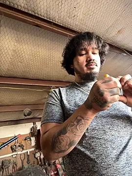 Snapshot of yomanfriend chatting on 14, 12, 2024 yomanfriend online show from 14, 12, 2024