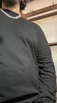 Snapshot of yomanfriend chatting on 25, 12, 2024 yomanfriend online show from 25, 12, 2024