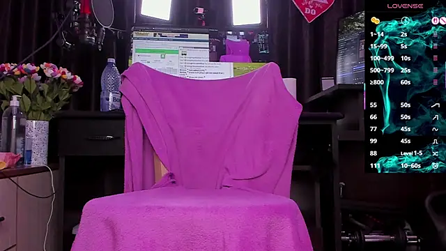 Snapshot of Raissa_sky26 chatting on 7, 10, 2025 Raissa sky26 online show from 7, 10, 2025