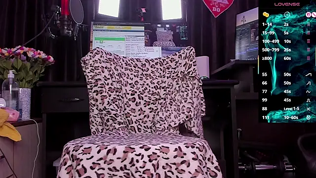 Snapshot of Raissa_sky26 chatting on 10, 11, 2025 Raissa sky26 online show from 10, 11, 2025