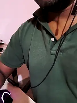 Snapshot of manoj_master chatting on 9, 11, 2025 manoj master online show from 9, 11, 2025