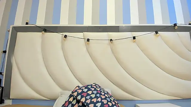 BritneyCollins online show from 27, 3, 2026