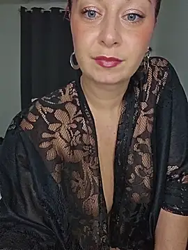 Chaudesquirt online show from 9, 11, 2025