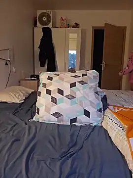 Snapshot of Chaudesquirt chatting on 18, 2, 2026 Chaudesquirt online show from 18, 2, 2026