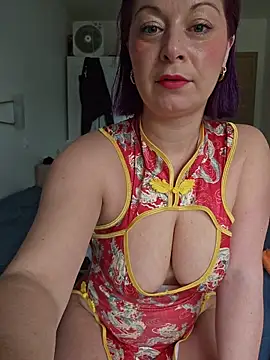 Snapshot of Chaudesquirt chatting on 21, 2, 2026 Chaudesquirt online show from 21, 2, 2026