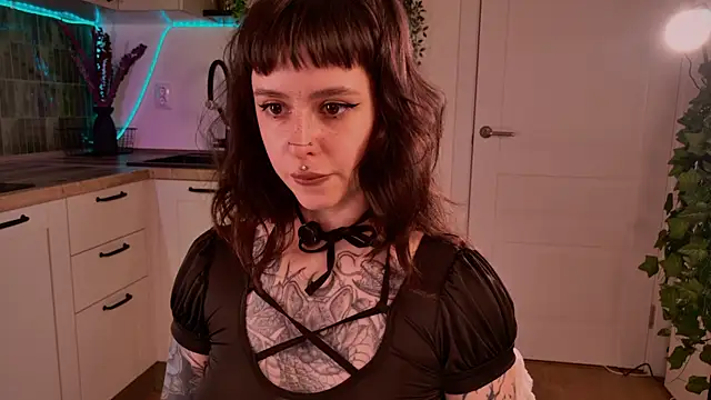 MichaellaMoon online show from 14, 5, 2026
