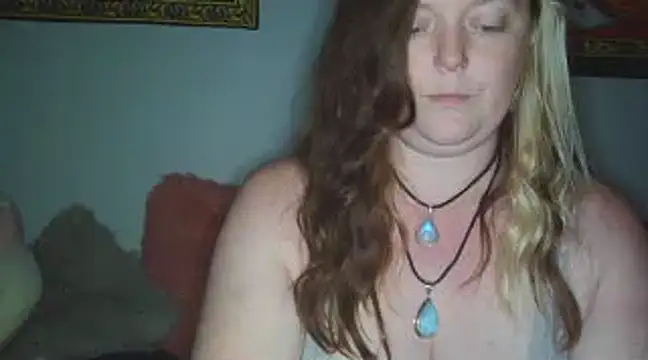 Lyrann89 online show from 2, 12, 2024