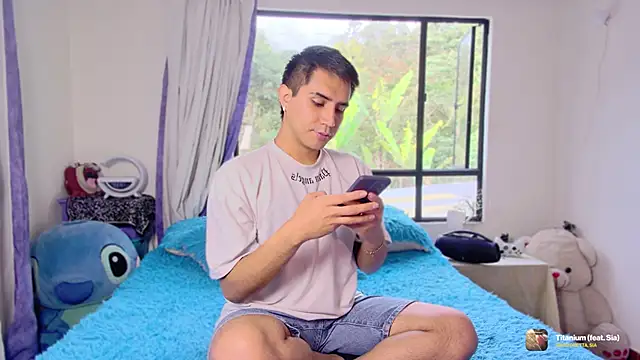 Chris Maddox online show from 19, 12, 2025