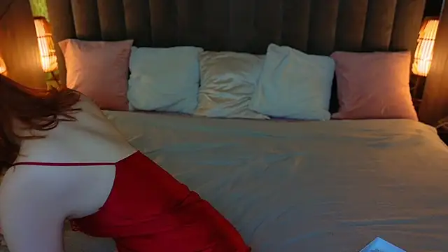 Sasha Exclusive online show from 6, 11, 2025