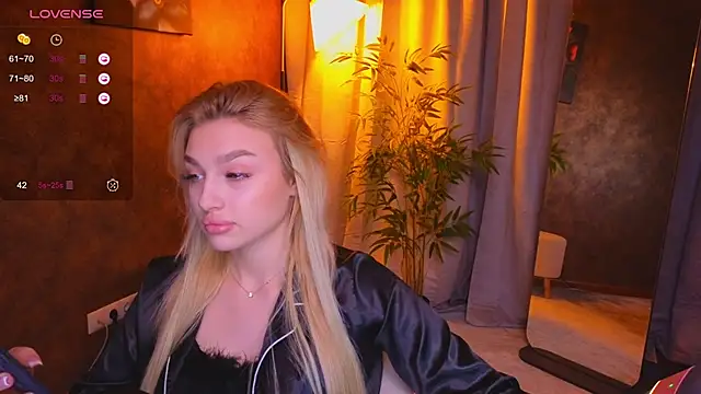 Ella Milla online show from 27, 1, 2025