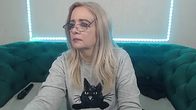 IvanaCharm online show from 11, 1, 2026