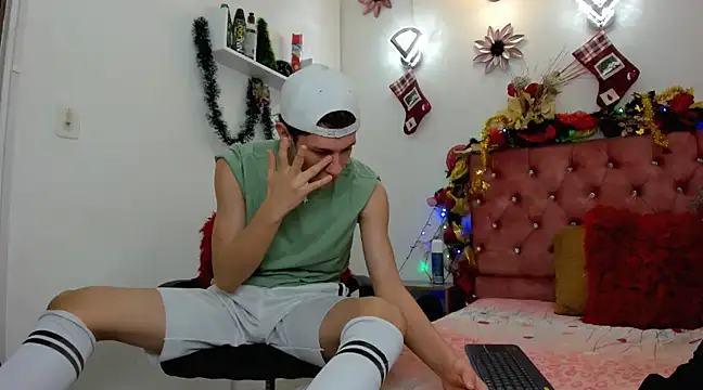 flowers18 online show from 23, 12, 2024