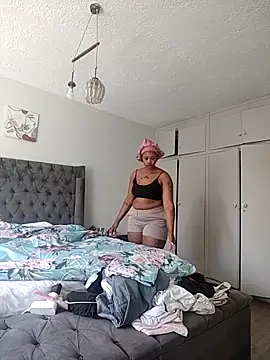 Drippincaty online show from 18, 9, 2025