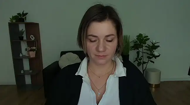 Snapshot of MariaSttone chatting on 15, 12, 2024 MariaSttone online show from 15, 12, 2024