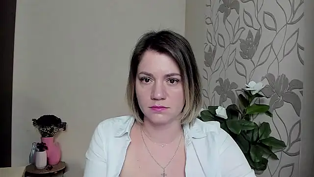 Snapshot of MariaSttone chatting on 25, 2, 2025 MariaSttone online show from 25, 2, 2025