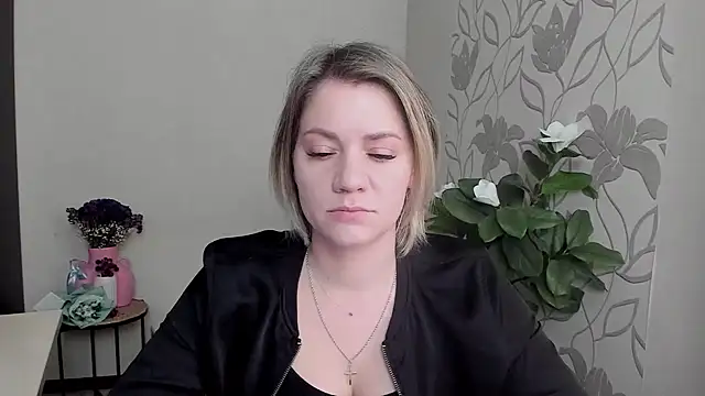 Snapshot of MariaSttone chatting on 18, 3, 2025 MariaSttone online show from 18, 3, 2025