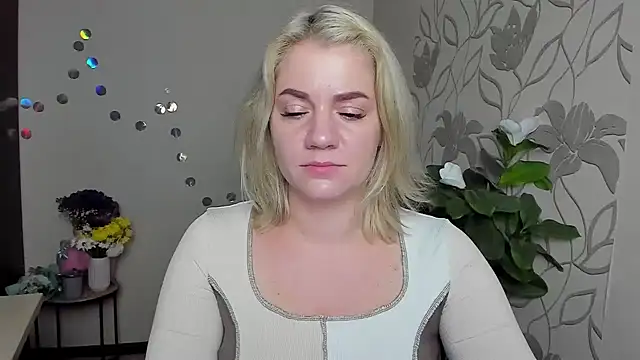 MariaSttone online show from 25, 11, 2025