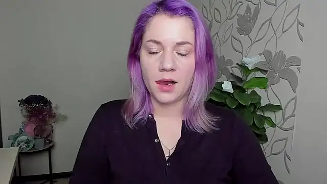 Snapshot of MariaSttone chatting on 4, 4, 2026 MariaSttone online show from 4, 4, 2026