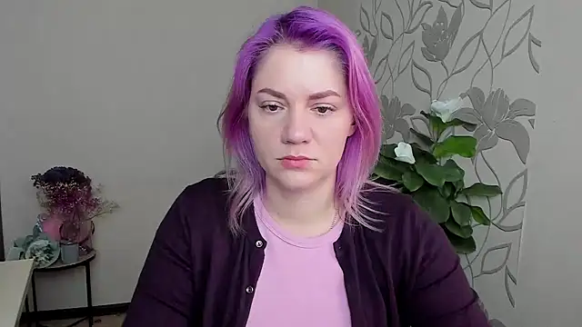 Snapshot of MariaSttone chatting on 5, 4, 2026 MariaSttone online show from 5, 4, 2026