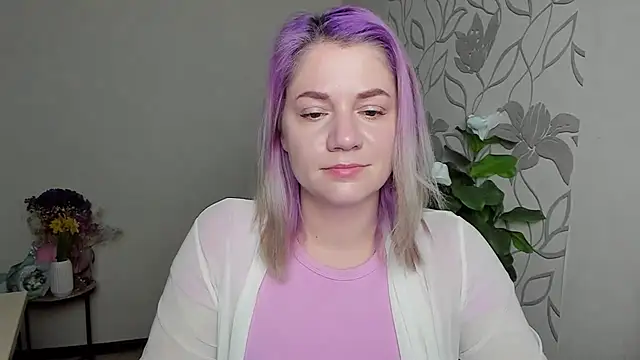 Snapshot of MariaSttone chatting on 12, 4, 2026 MariaSttone online show from 12, 4, 2026