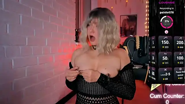 Snapshot of Sandralawrence chatting on 11, 3, 2026 Sandralawrence online show from 11, 3, 2026