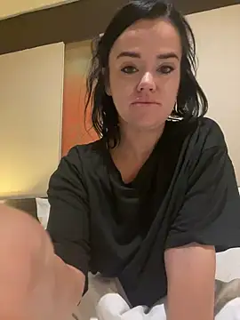 English-Chloe96 online show from 6, 11, 2025