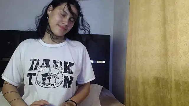 Snapshot of realshy-Stepsis chatting on 9, 4, 2026 realshy-Stepsis online show from 9, 4, 2026