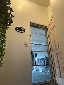 EllaSnow online show from 15, 3, 2026