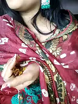 Snapshot of karishma chatting on 3, 1, 2025 karishma online show from 3, 1, 2025