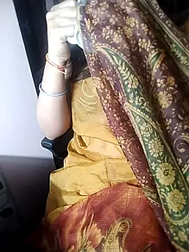 Snapshot of karishma chatting on 21, 3, 2025 karishma online show from 21, 3, 2025