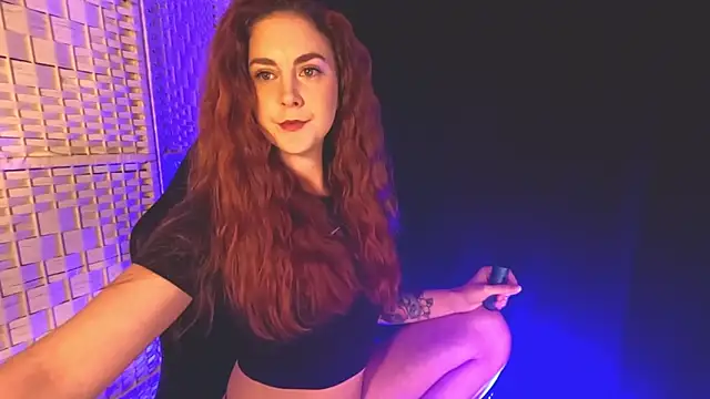 Snapshot of KayleyxEmily chatting on 26, 2, 2025 KayleyxEmily online show from 26, 2, 2025
