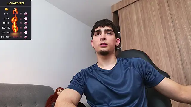 Snapshot of zenn_rush1 chatting on 5, 12, 2024 zenn rush1 online show from 5, 12, 2024