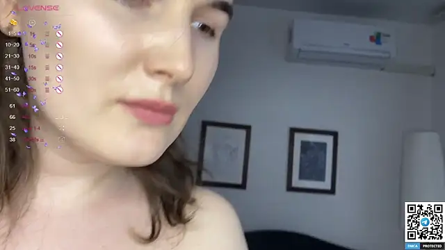 Snapshot of Maria_Bowie chatting on 28, 2, 2025 Maria Bowie online show from 28, 2, 2025