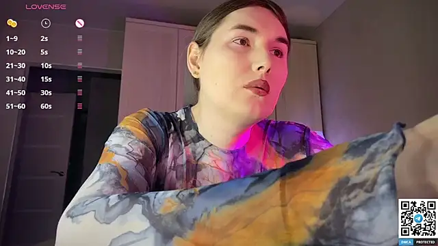 Snapshot of Maria_Bowie chatting on 28, 3, 2026 Maria Bowie online show from 28, 3, 2026