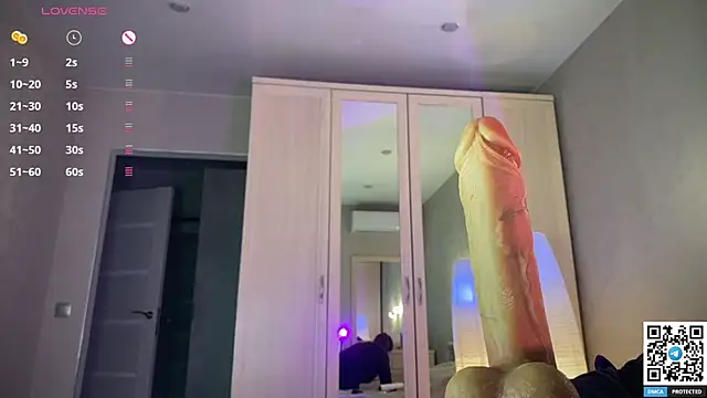 Snapshot of Maria_Bowie chatting on 9, 4, 2026 Maria Bowie online show from 9, 4, 2026