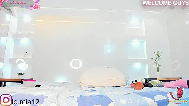 Snapshot of julietha_taylor chatting on 5, 3, 2025 julietha taylor online show from 5, 3, 2025