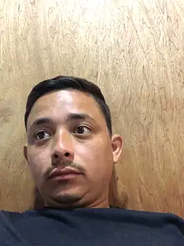 Snapshot of isacalejandroo chatting on 29, 12, 2024 isacalejandroo online show from 29, 12, 2024