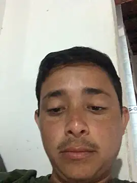 Snapshot of isacalejandroo chatting on 6, 2, 2025 isacalejandroo online show from 6, 2, 2025