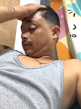 Snapshot of isacalejandroo chatting on 14, 2, 2025 isacalejandroo online show from 14, 2, 2025