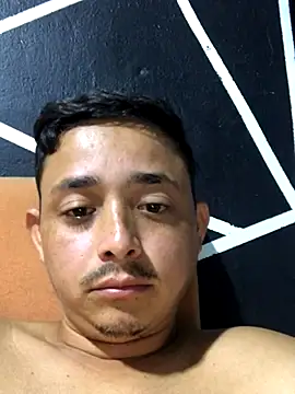 Snapshot of isacalejandroo chatting on 30, 9, 2025 isacalejandroo online show from 30, 9, 2025