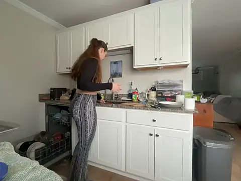 MissSwitch online show from 14, 12, 2025