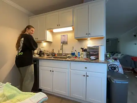 MissSwitch online show from 22, 12, 2025